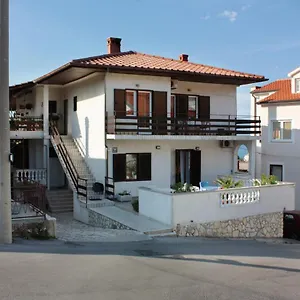 And With Parking Space Vrbnik, Krk - 5301 Affittacamere